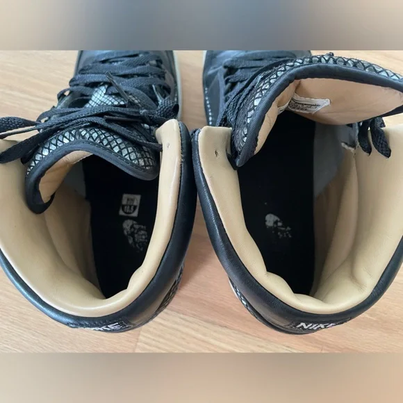 Nike Air Python Lux SP Sneakers - Black - Picture 8 of 13